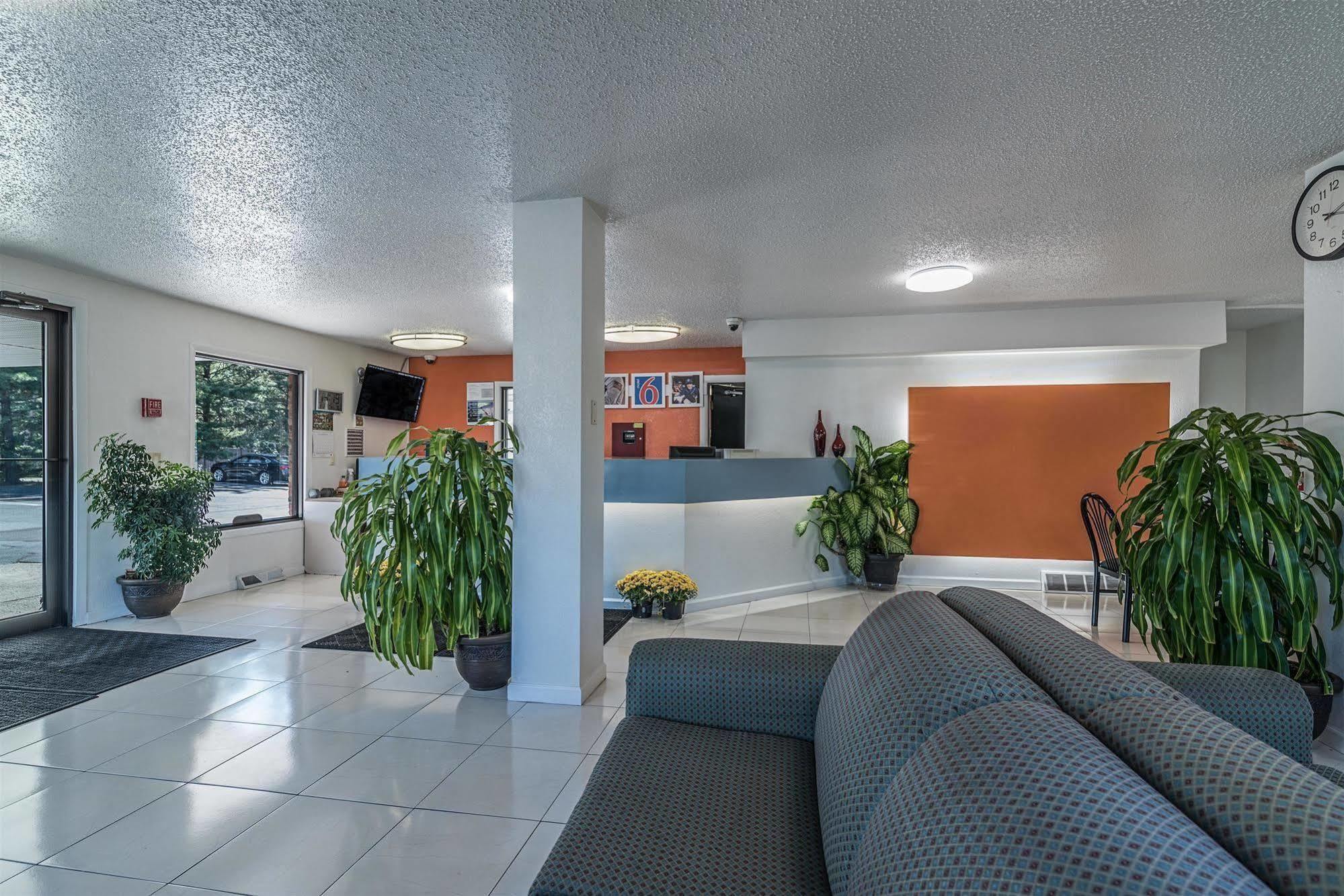 Motel 6 - Albany, Ny - Airport Экстерьер фото